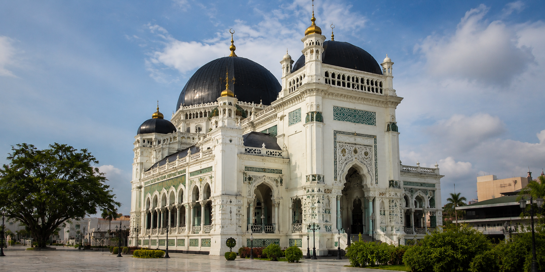 Masjid Raya Al Mashun Penuh Makna dan Bersejarah di Sumatera Utara