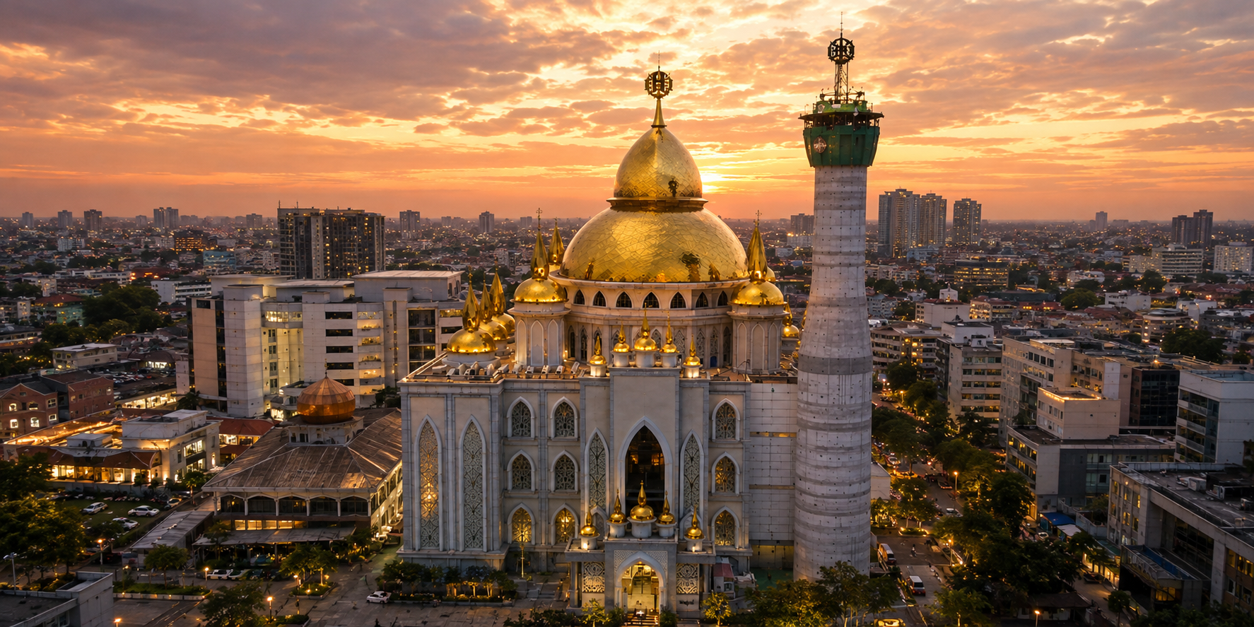 Ikon Baru Masjid Agung Kota Medan Dengan Menara Yang Tinggi Hingga Mencapai 199 Meter Dan Bangunan Termegah Di Asia